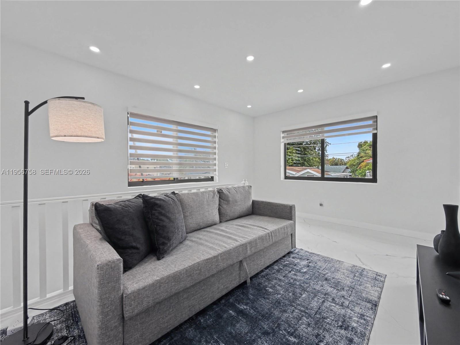 2490 SW 17th St Miami, FL 33145