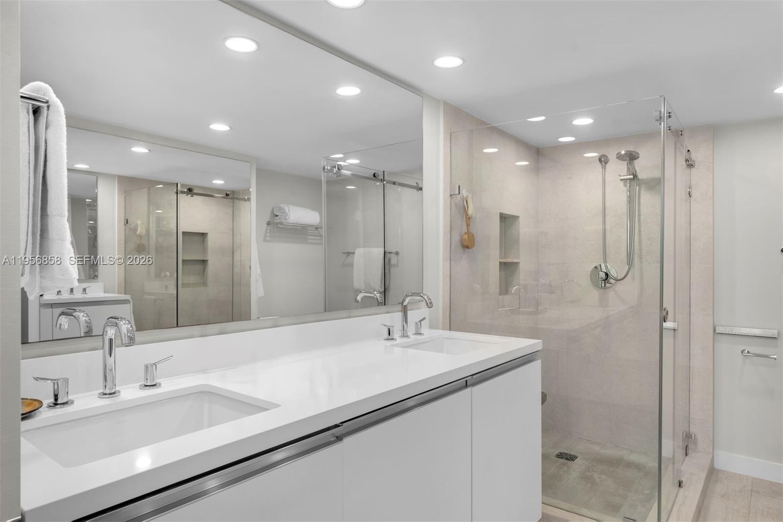 image Sunset Harbour North11