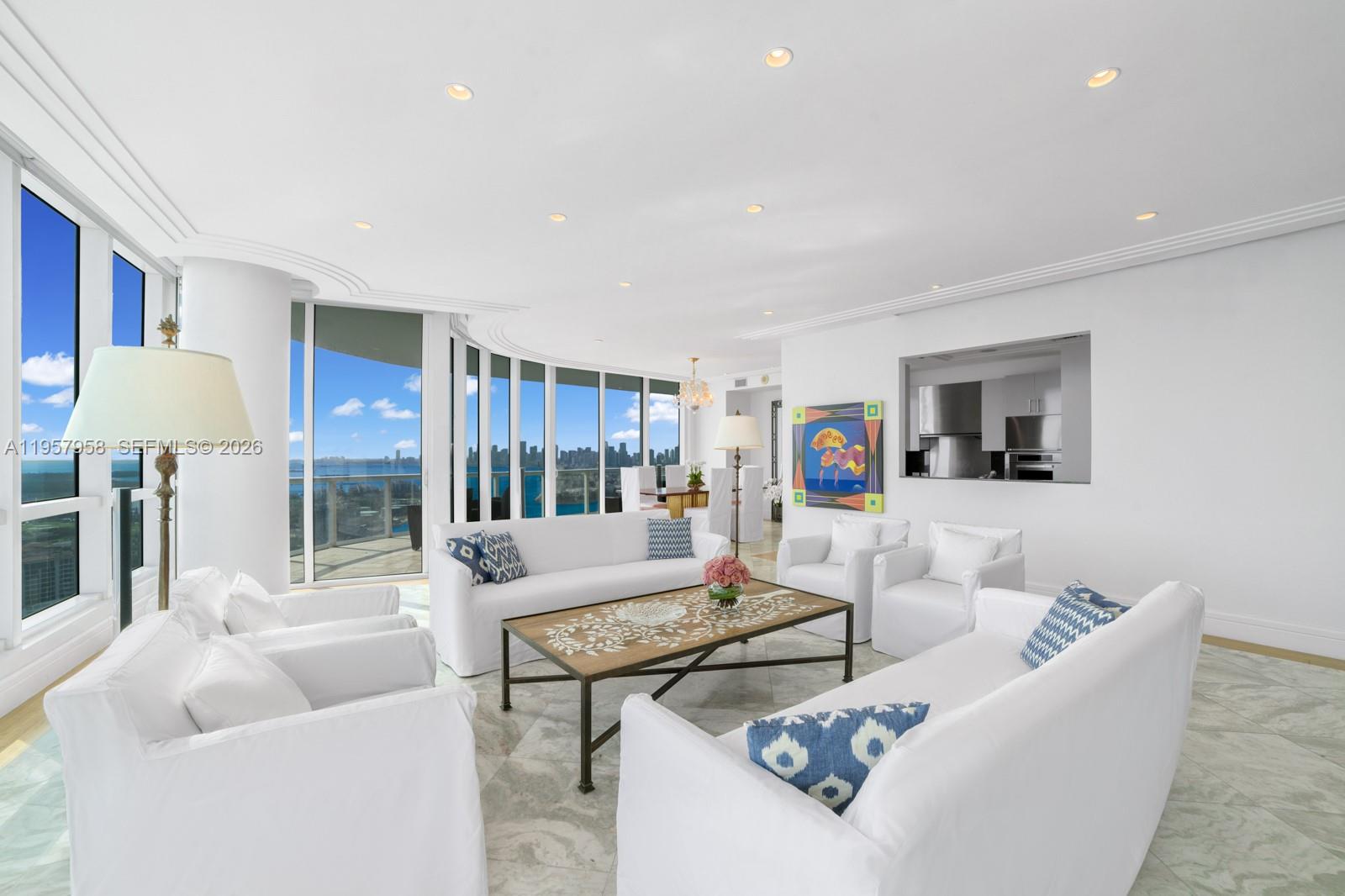 image Continuum South Beach South Tower1