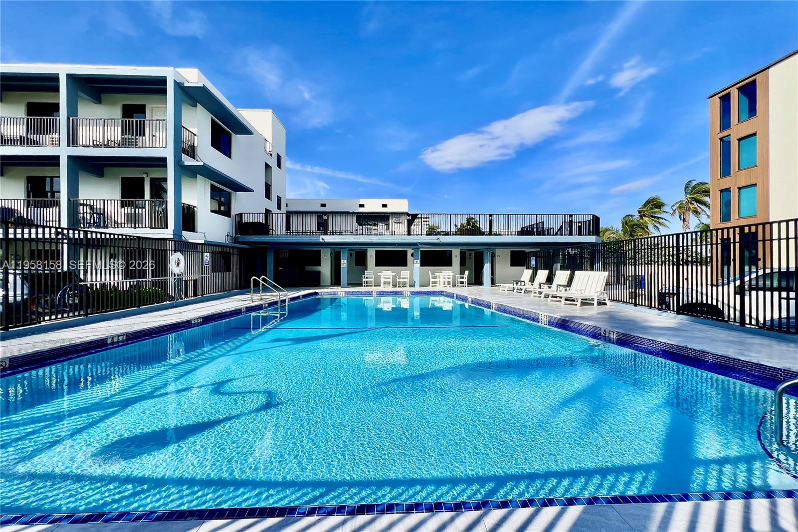 322 Harding St #B203