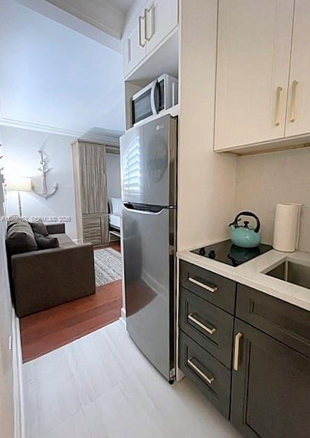 322 Harding St #B203 Hollywood, FL 33019