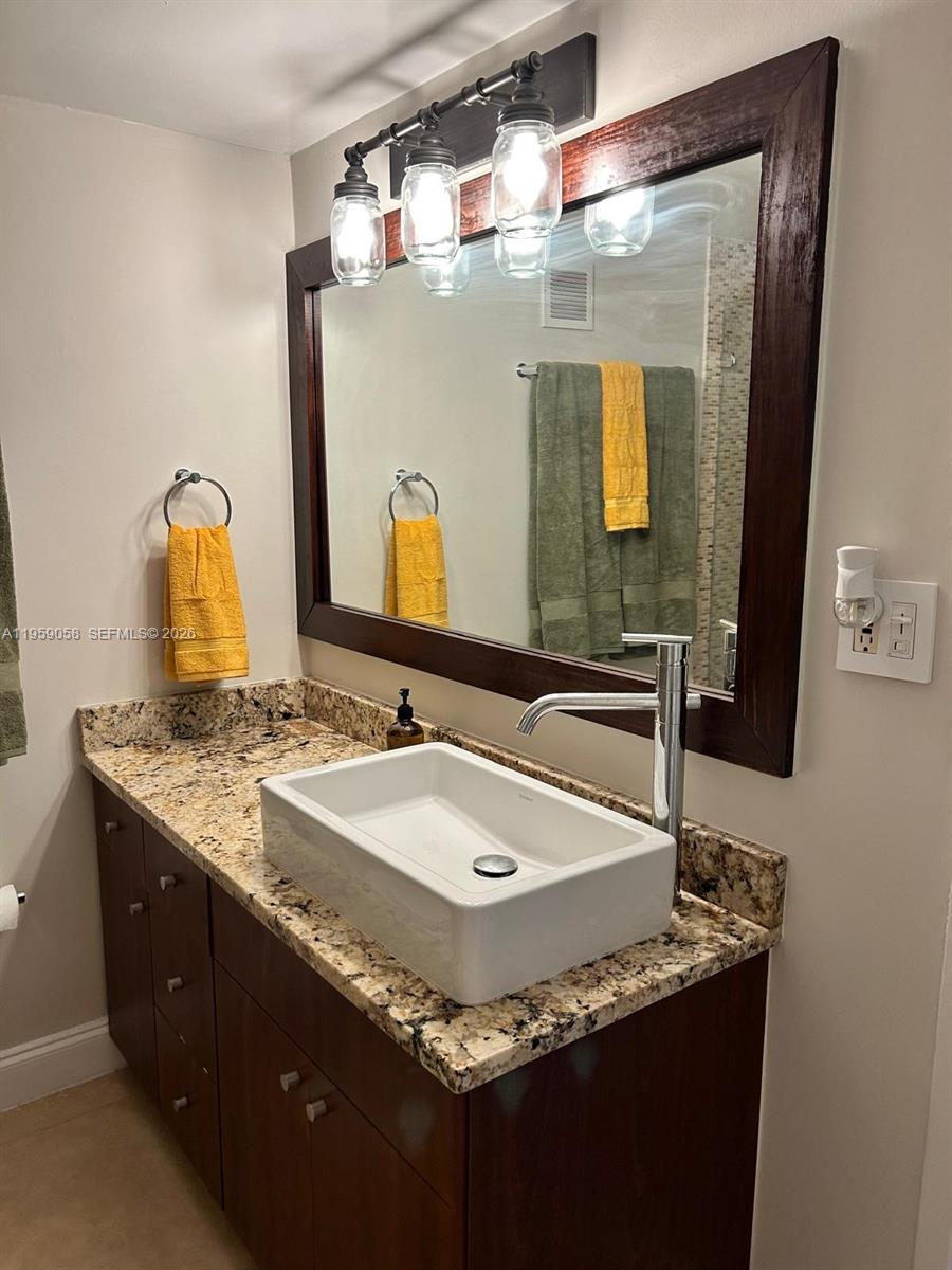 image Mirador 1200 (North Tower)6