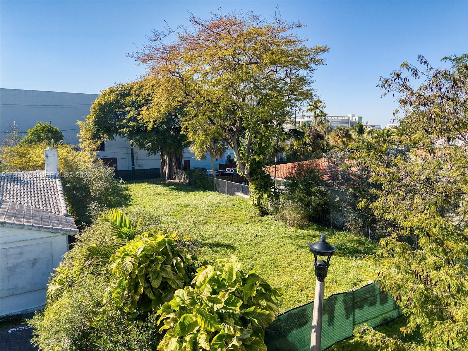 1728 Lenox Ave Miami Beach, FL 33139