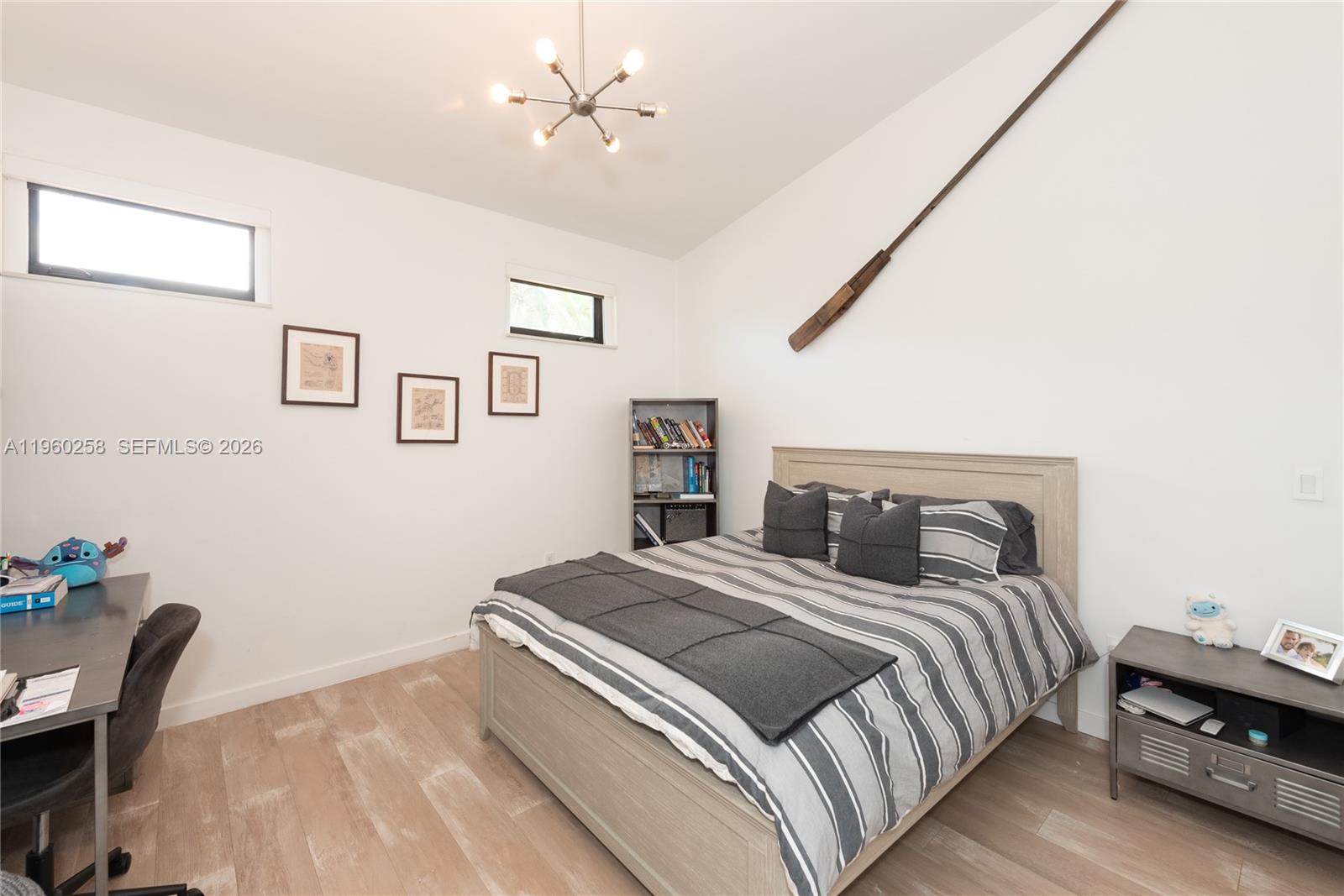 650 Curtiswood Dr Key Biscayne, FL 33149