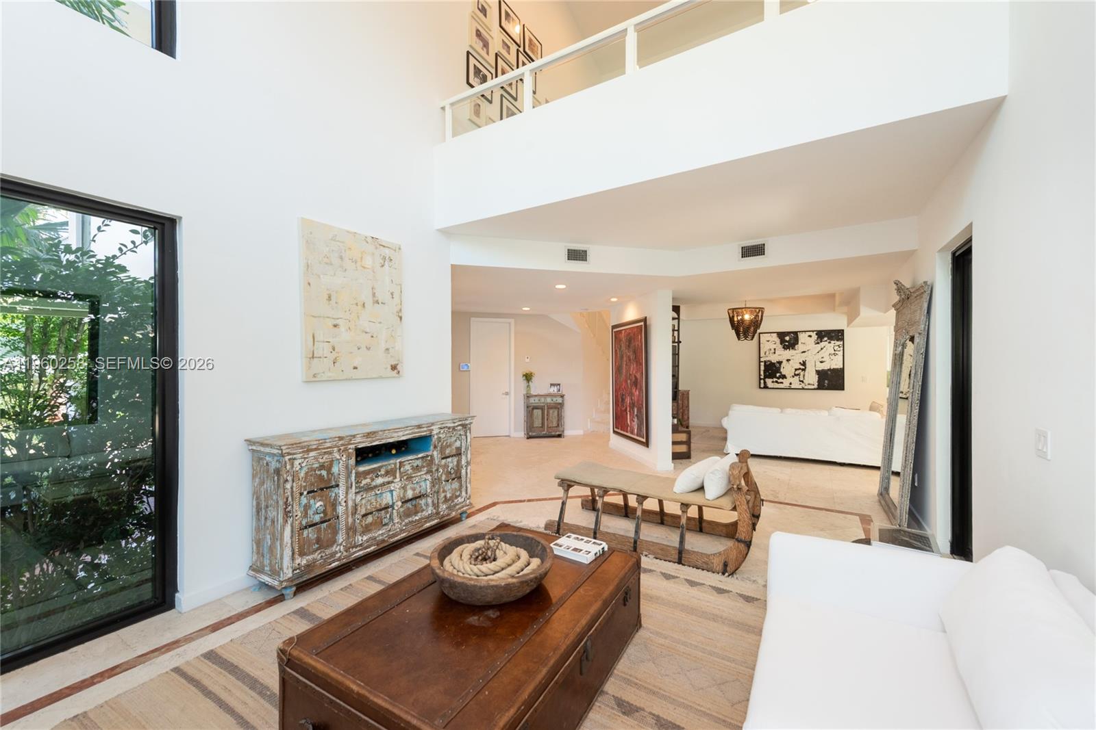 650 Curtiswood Dr Key Biscayne, FL 33149