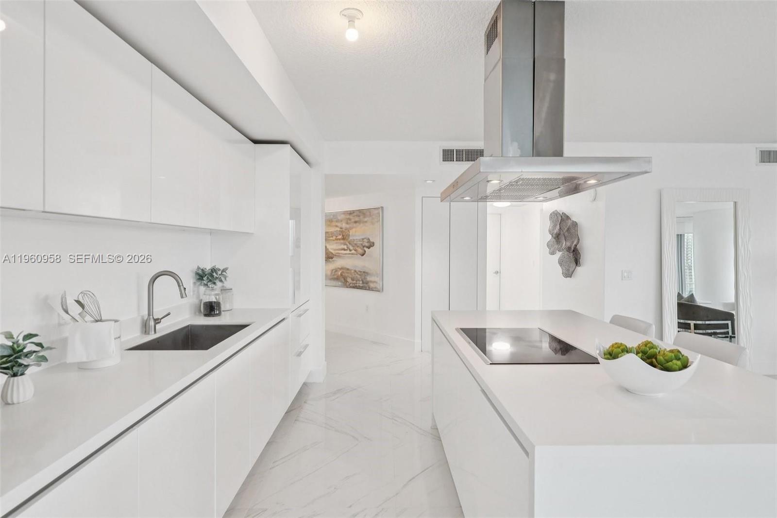 330 Sunny Isles Blvd #5-907 Sunny Isles Beach, FL 33160