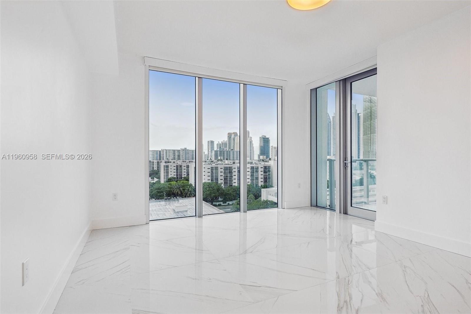 330 Sunny Isles Blvd #5-907 Sunny Isles Beach, FL 33160