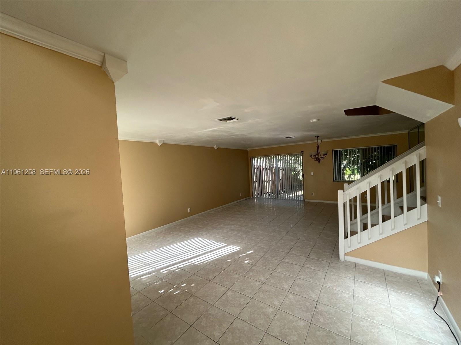 8801 SW 9th Ct Pembroke Pines, FL 33025