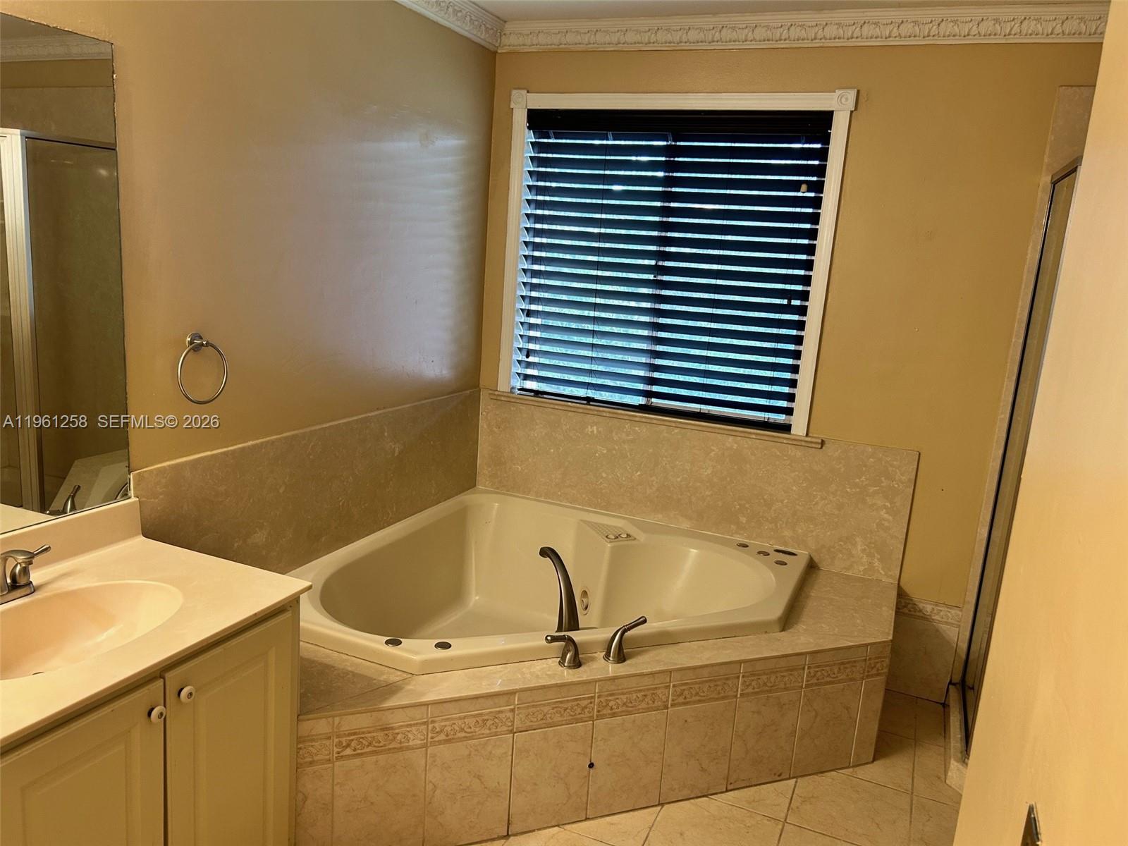 8801 SW 9th Ct Pembroke Pines, FL 33025