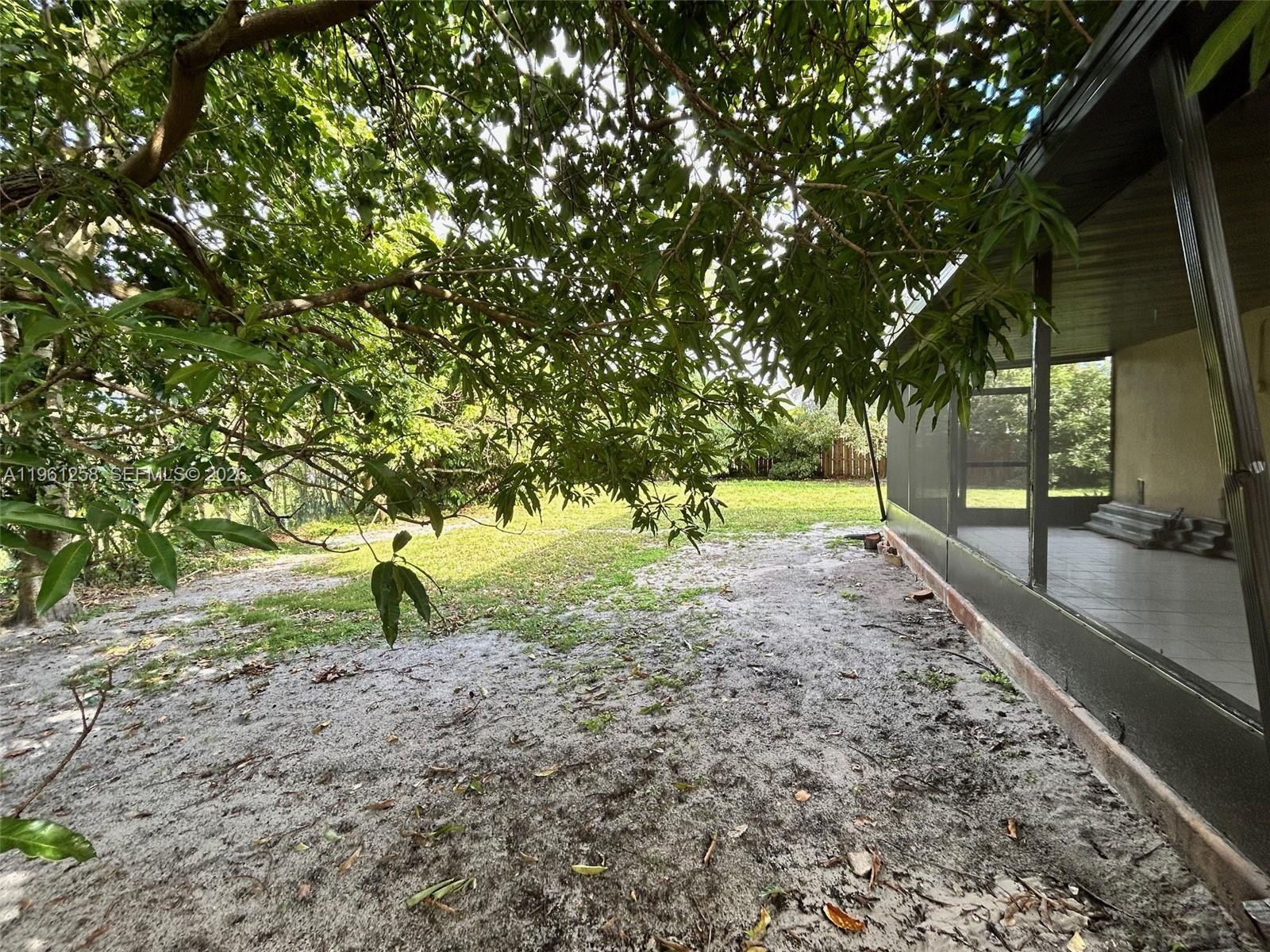 8801 SW 9th Ct Pembroke Pines, FL 33025