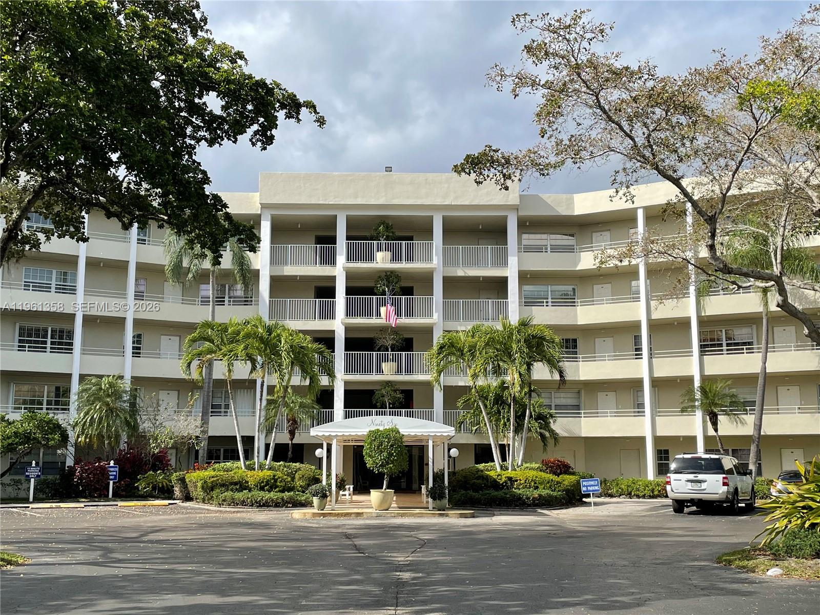 805 Cypress Blvd #205