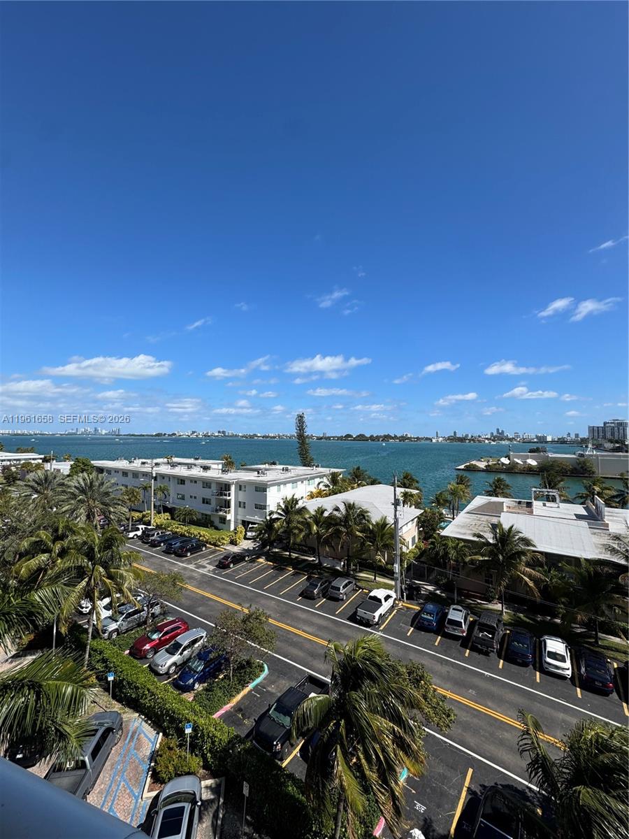 7910 Harbor Is Dr #608 North Bay Village, FL 33141