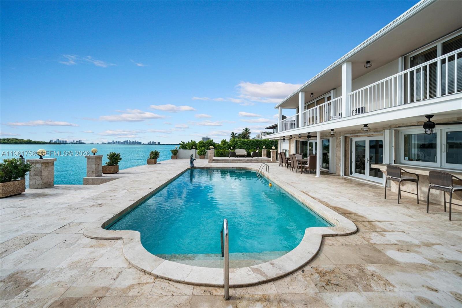 1990 NE 119th Rd North Miami, FL 33181