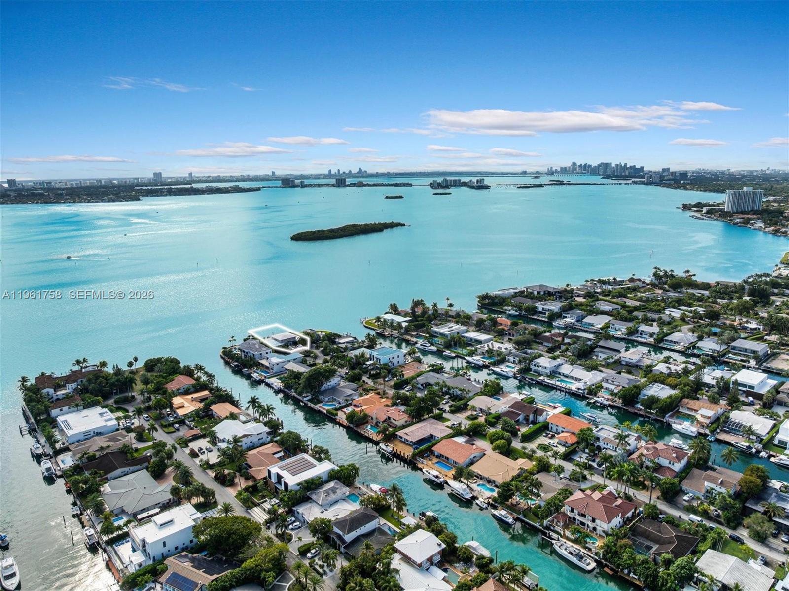 1990 NE 119th Rd North Miami, FL 33181