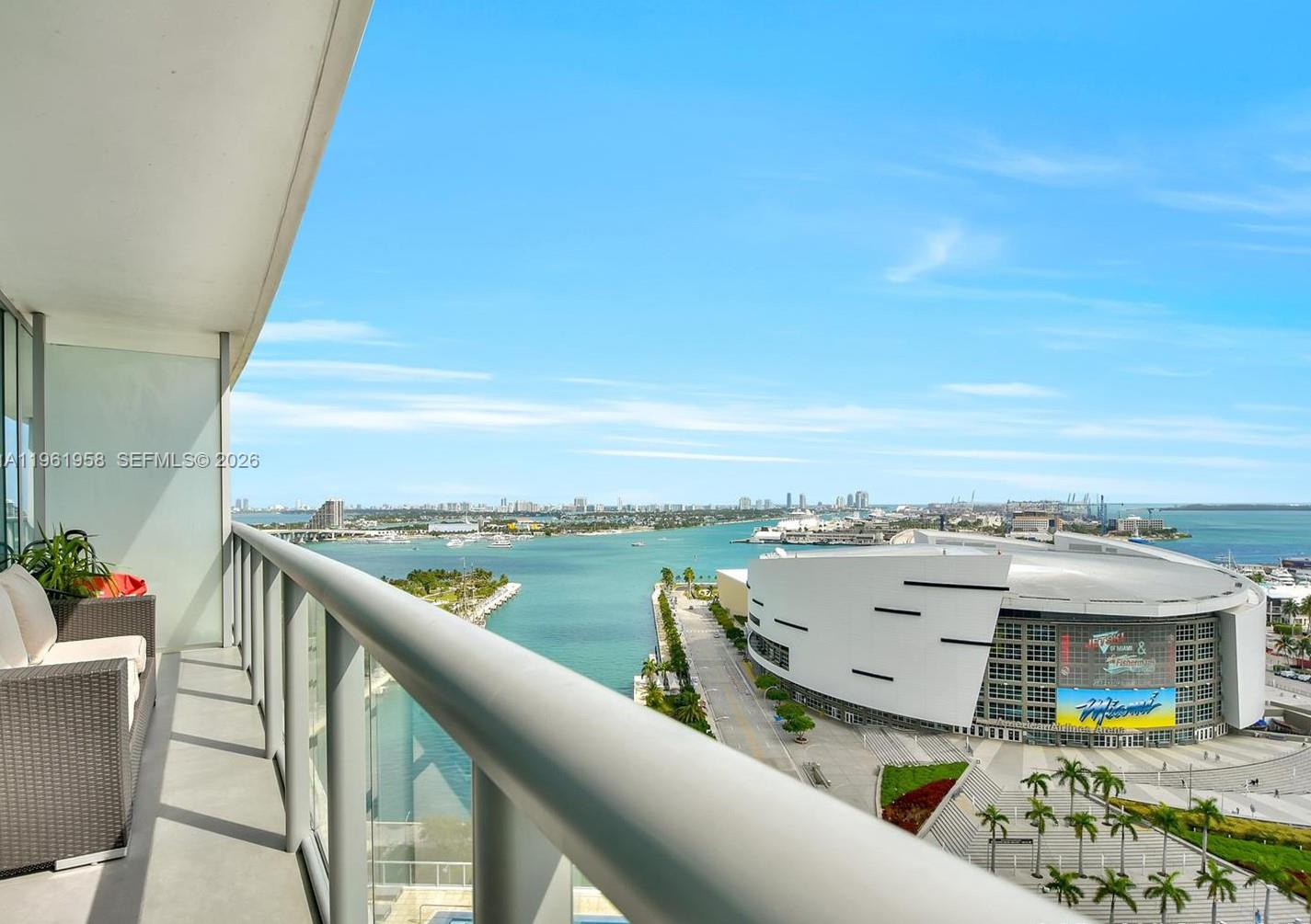 888 Biscayne Blvd #1904