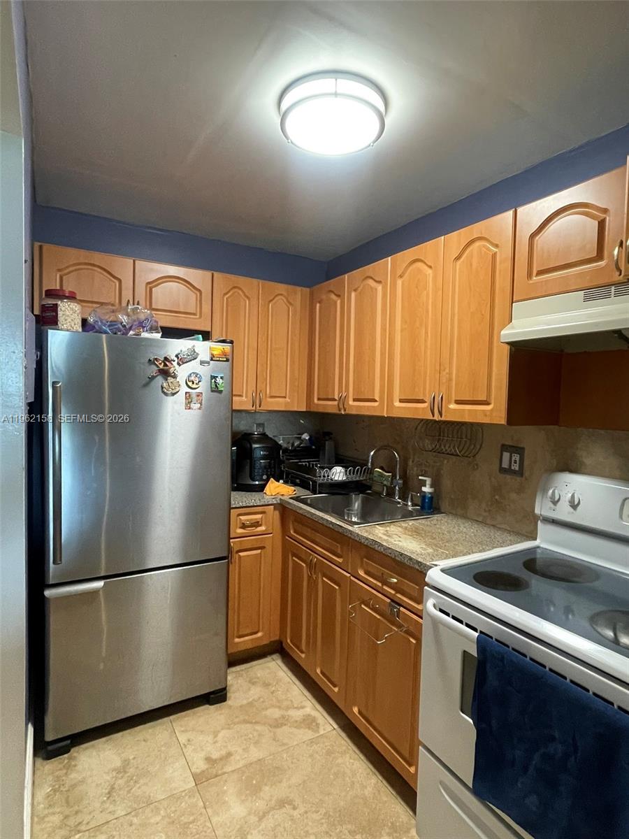 12500 NE 15th Ave #512 North Miami, FL 33161