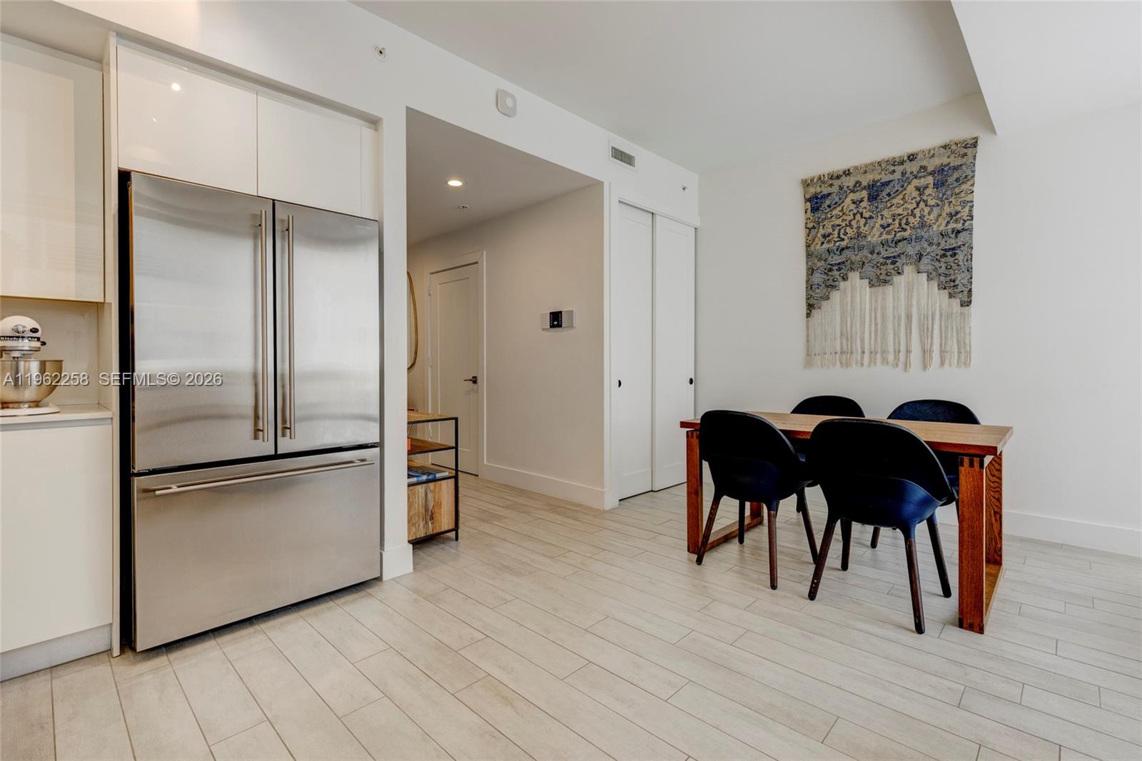 89 N Shore Dr Miami Beach, FL 33141