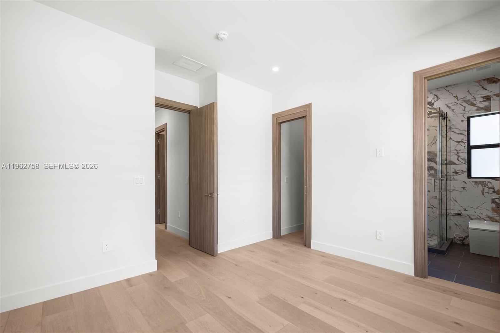 290 NW 48th St Miami, FL 33127