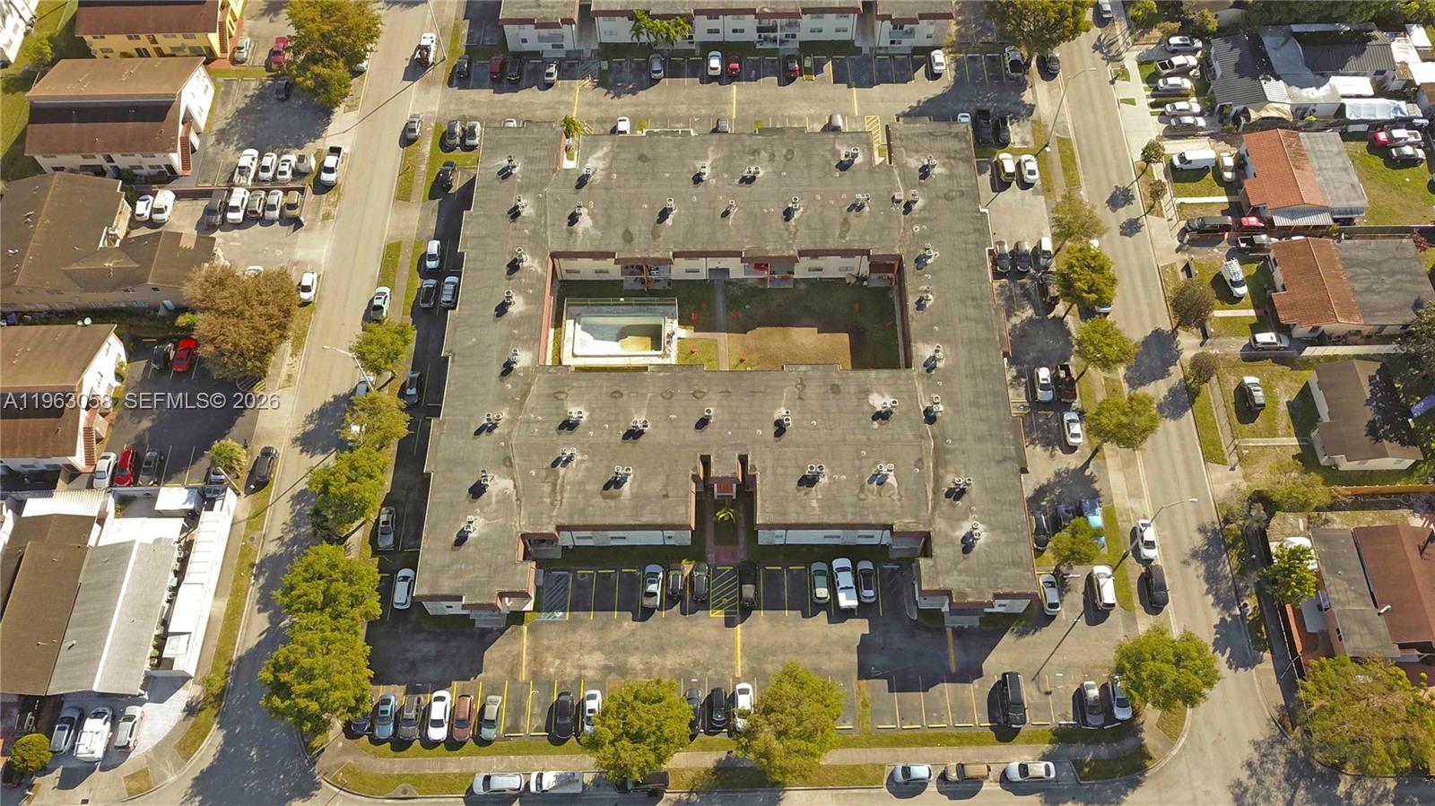 1275 W 35th St #45B Hialeah, FL 33012