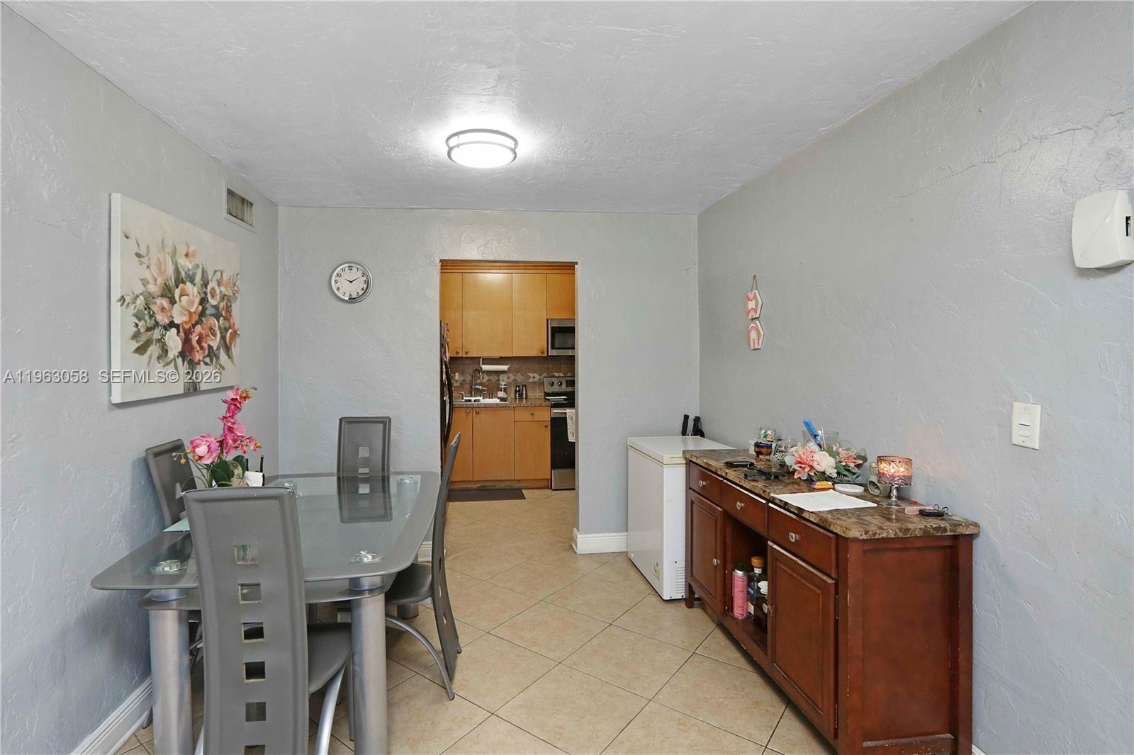 1275 W 35th St #45B Hialeah, FL 33012