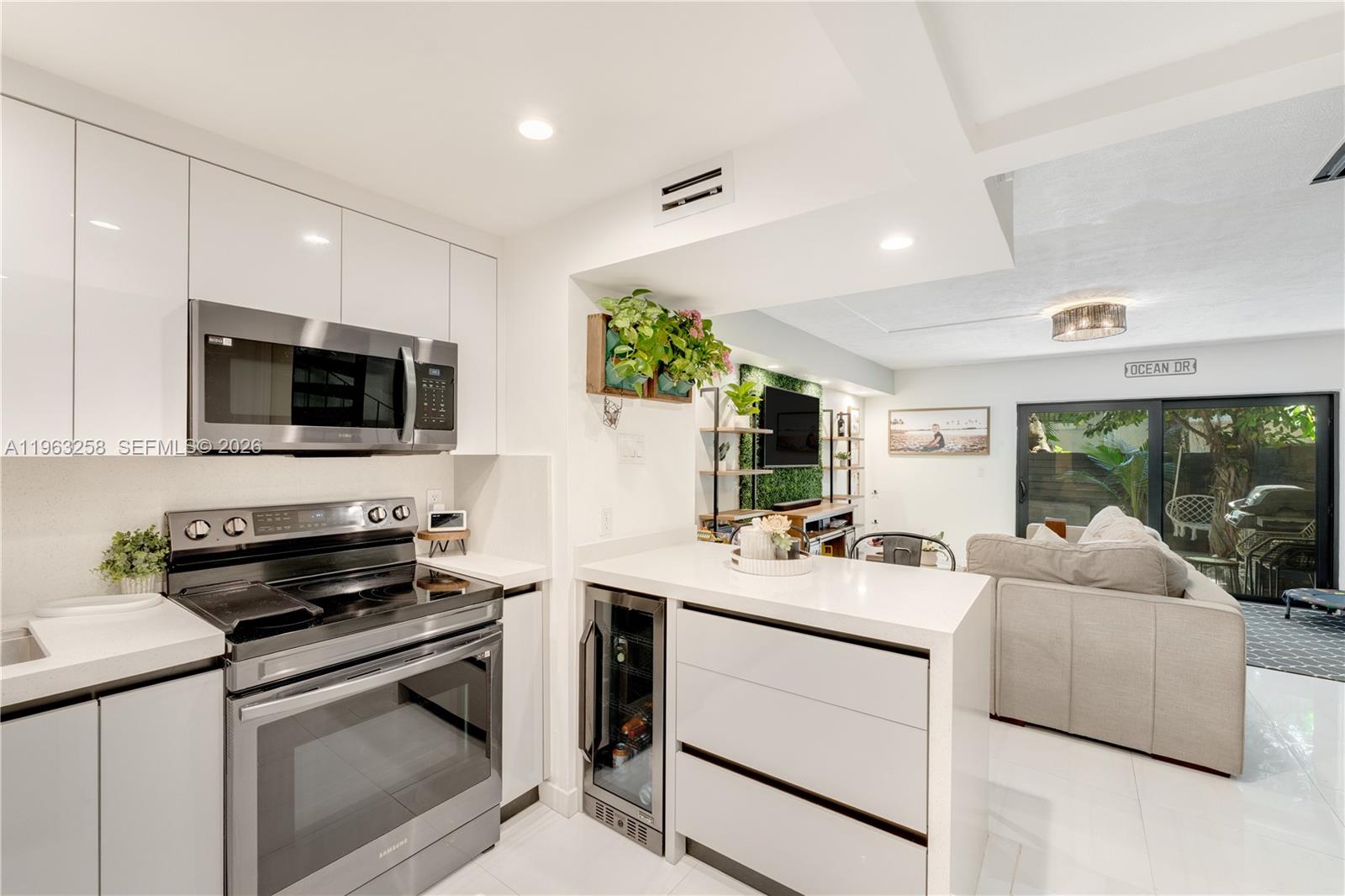 3214 W Trade Ave #III-5 Miami, FL 33133