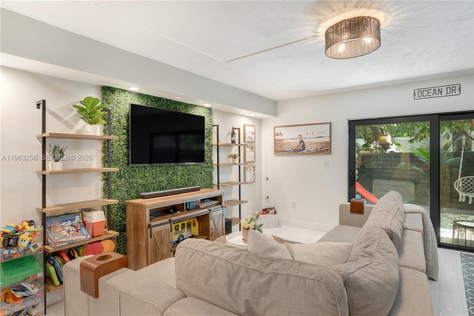 3214 W Trade Ave #III-5 Miami, FL 33133