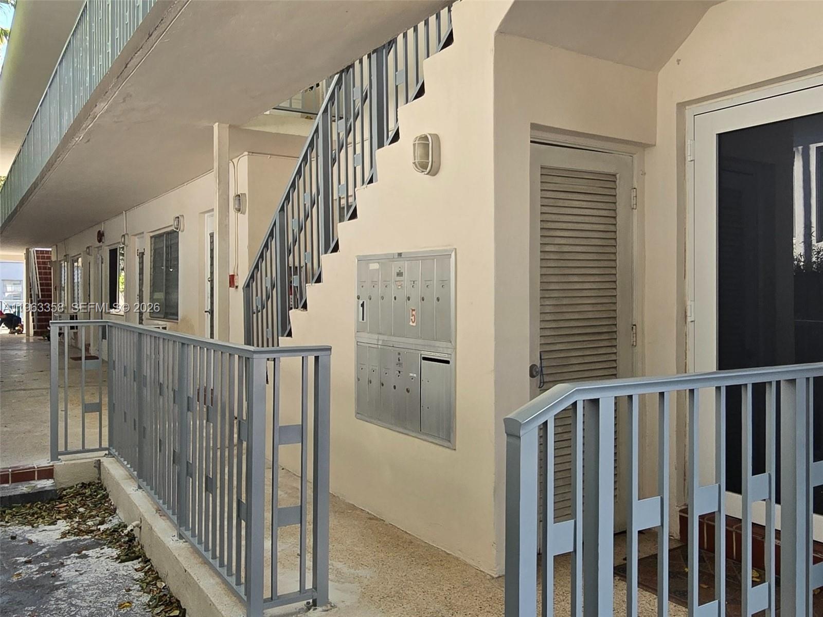 1021 Michigan Ave #9 Miami Beach, FL 33139