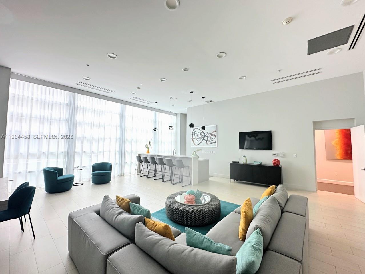 image Onyx on the Bay19