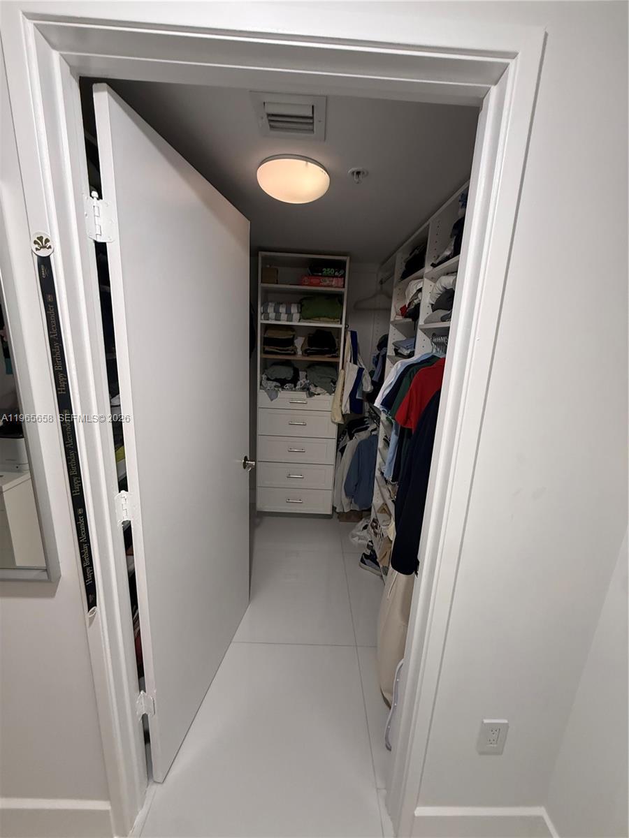 image St Tropez Sunny Isles13