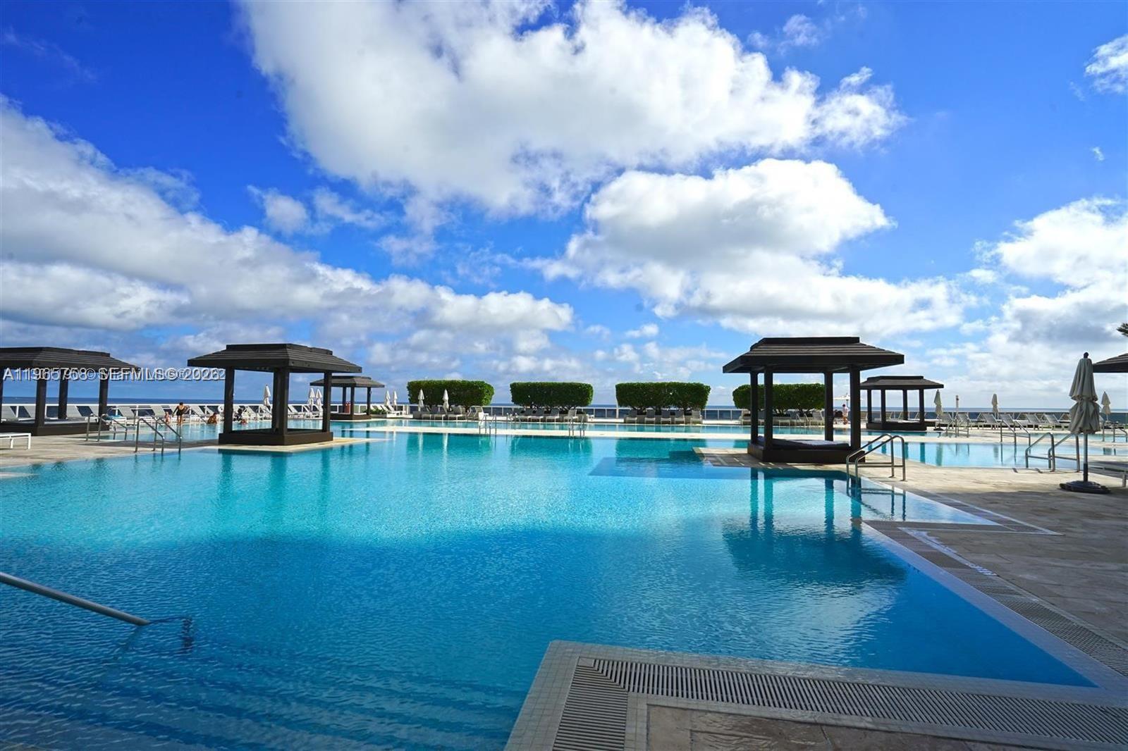 1800 S Ocean Dr #2406 Hallandale Beach, FL 33009