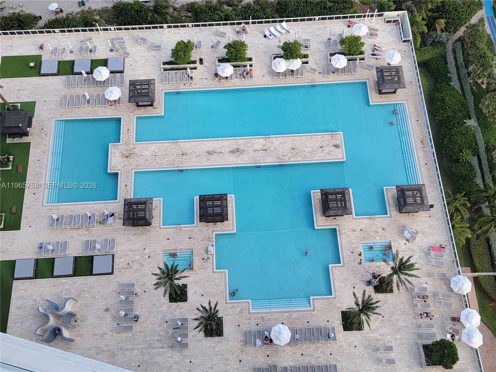 1800 S Ocean Dr #2406 Hallandale Beach, FL 33009