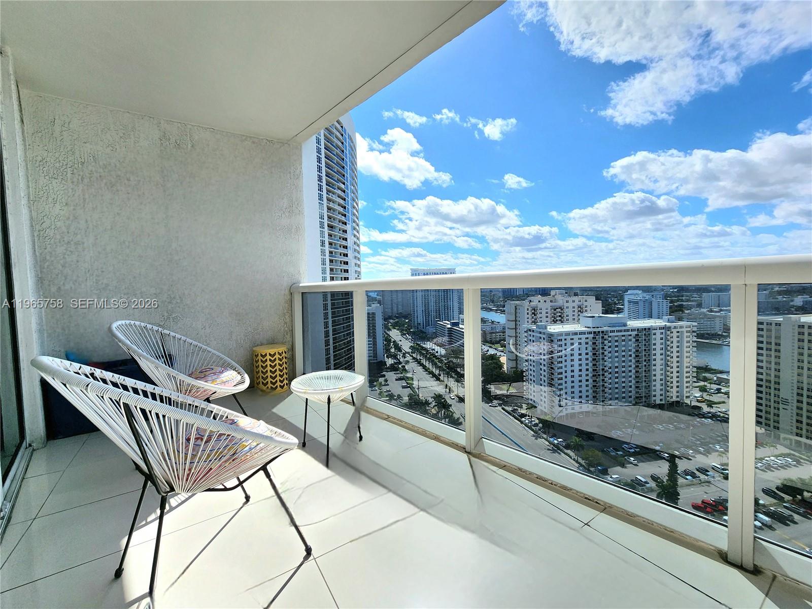 1800 S Ocean Dr #2406 Hallandale Beach, FL 33009