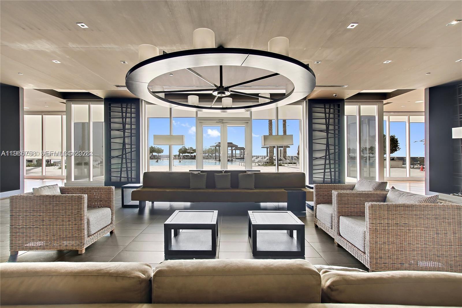 1800 S Ocean Dr #2406 Hallandale Beach, FL 33009