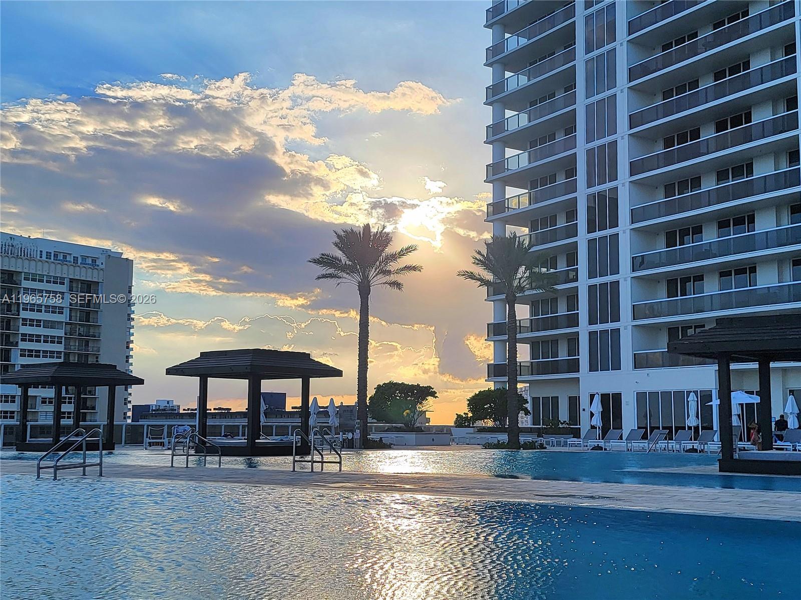 1800 S Ocean Dr #2406 Hallandale Beach, FL 33009