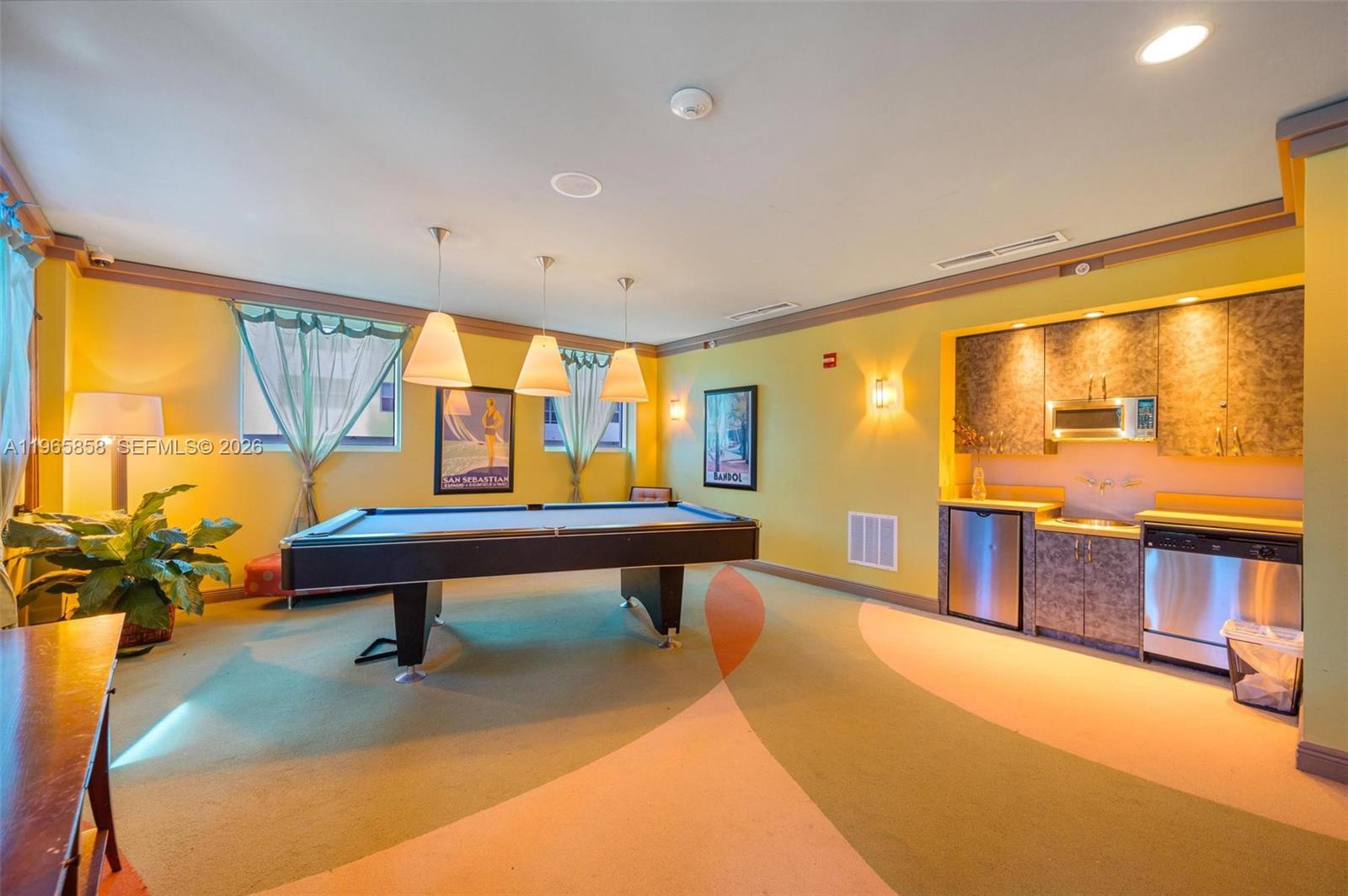 9172 Collins Ave #210 Surfside, FL 33154