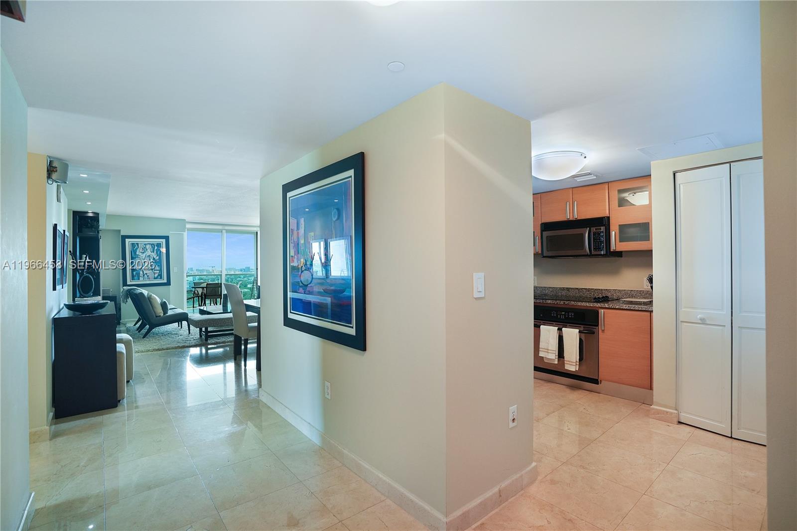 2101 Brickell Ave #1812 Miami, FL 33129