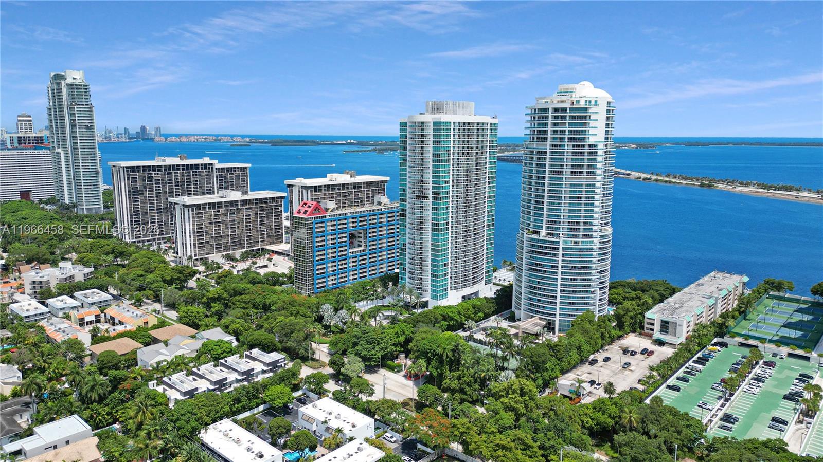 2101 Brickell Ave #1812 Miami, FL 33129
