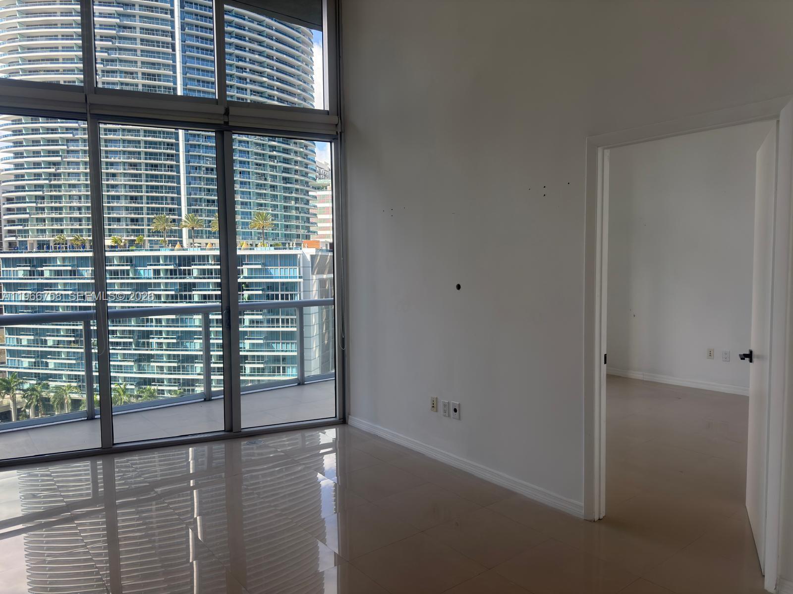 image Icon Brickell I1