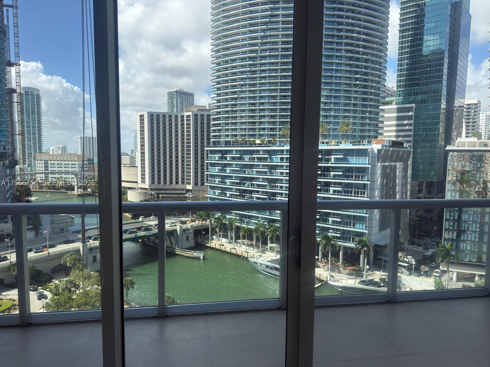 image Icon Brickell I7