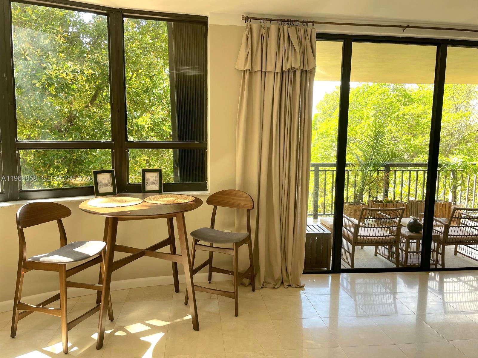 image Tiffany of Bal Harbour11