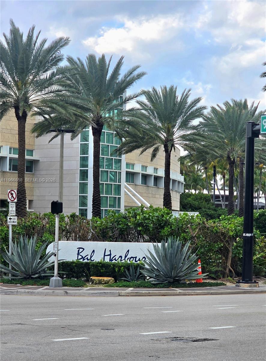 image Tiffany of Bal Harbour3