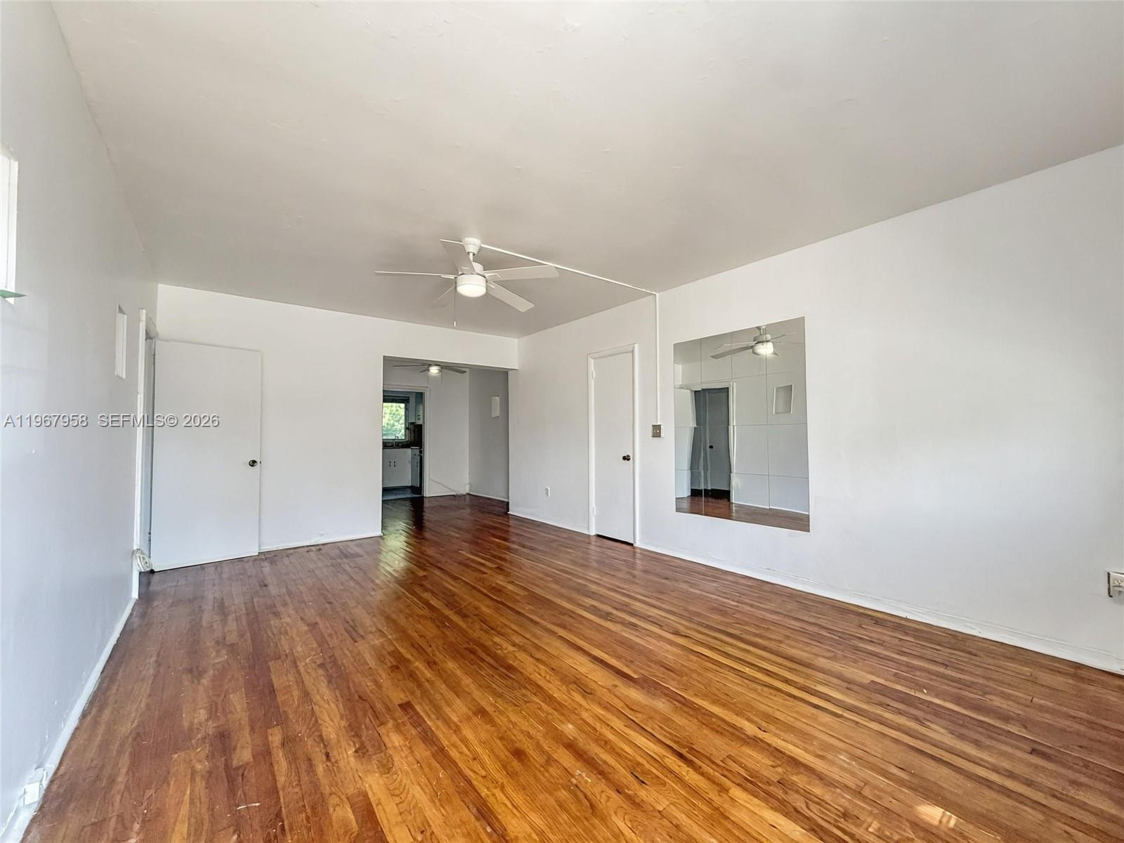 841 W 40th St #2 Miami Beach, FL 33140