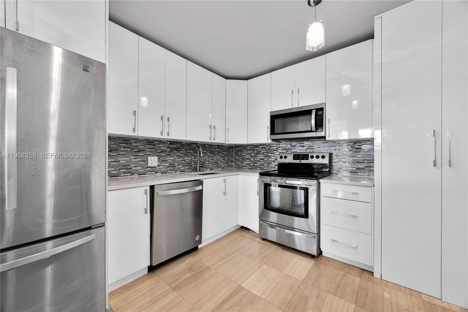 900 Bay Dr #125 Miami Beach, FL 33141