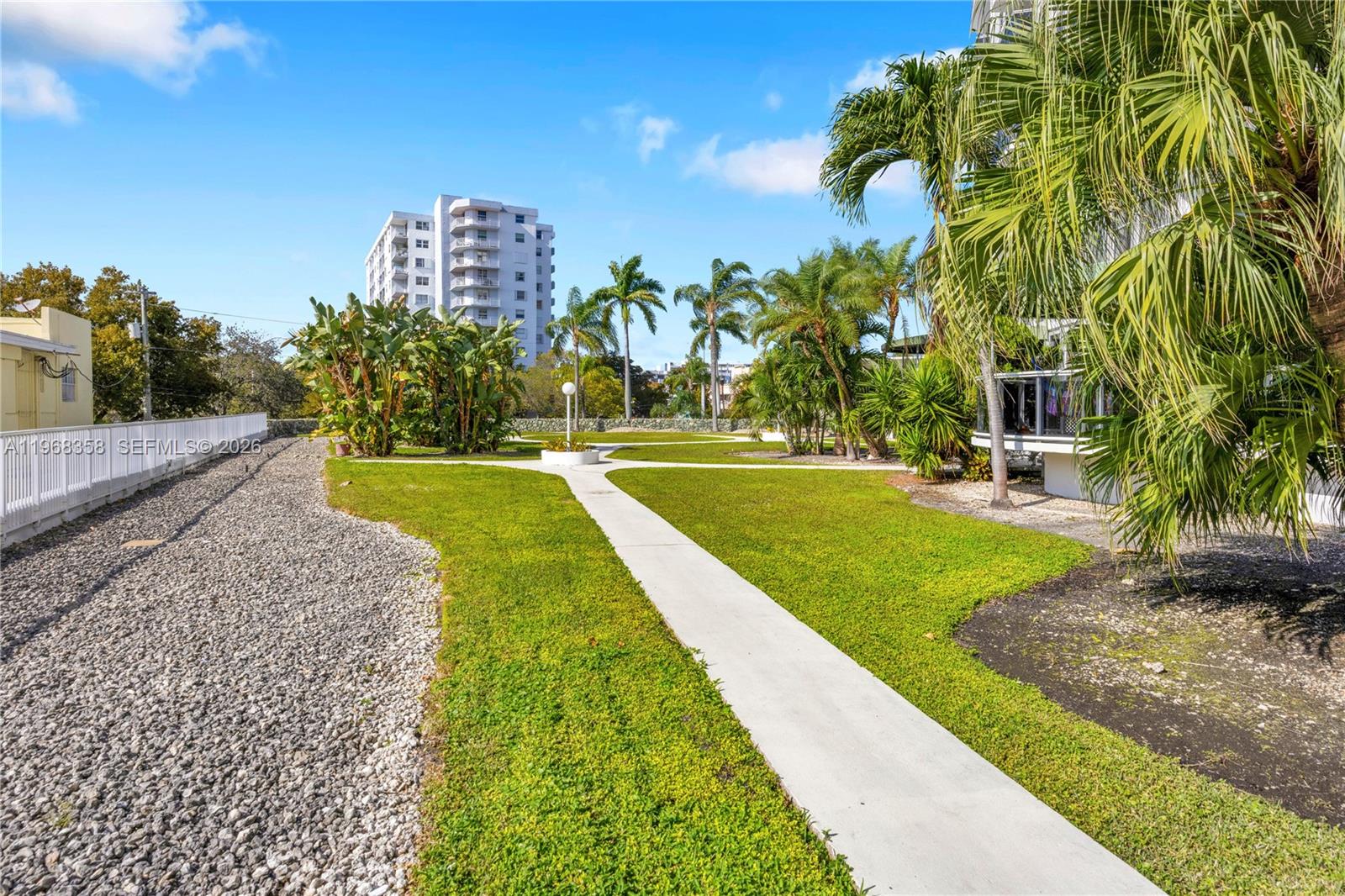 900 Bay Dr #125 Miami Beach, FL 33141
