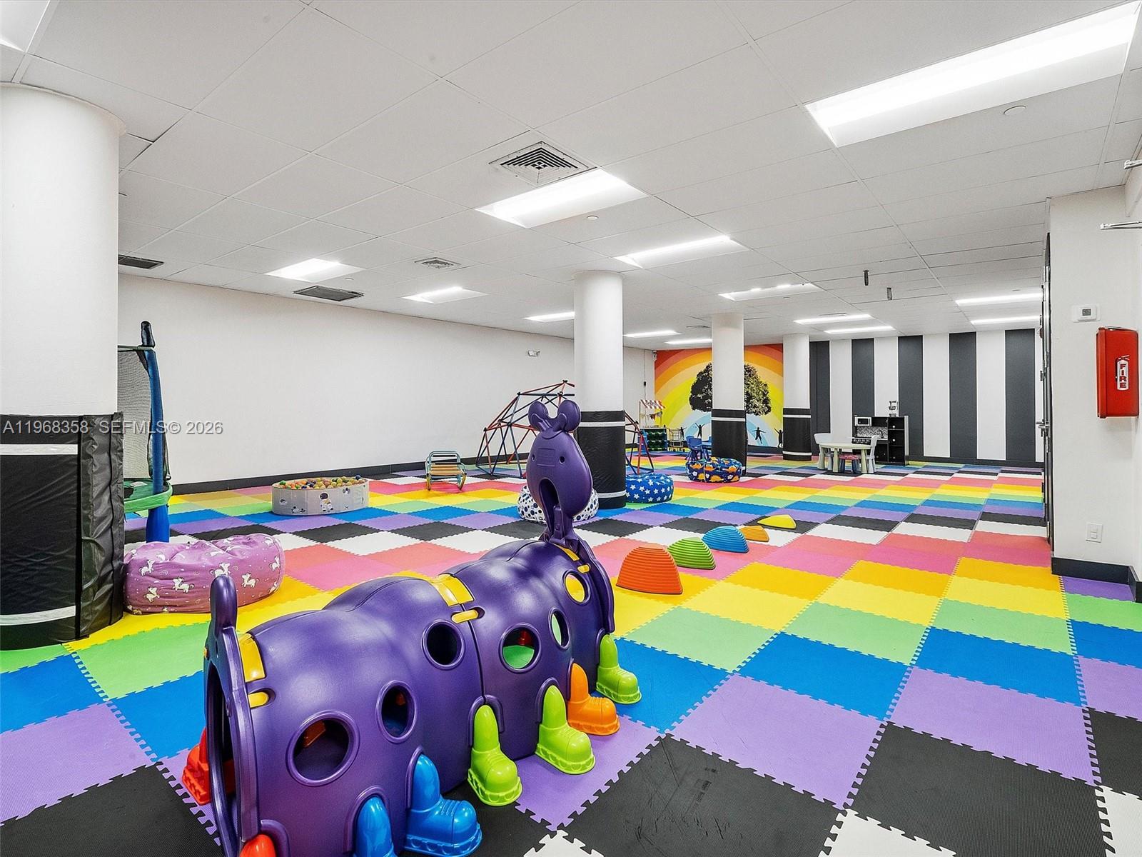 900 Bay Dr #125 Miami Beach, FL 33141