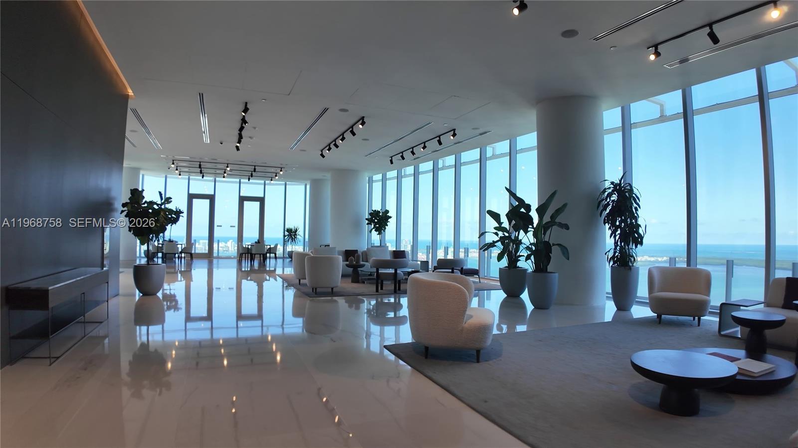 image Aston Martin Residences20