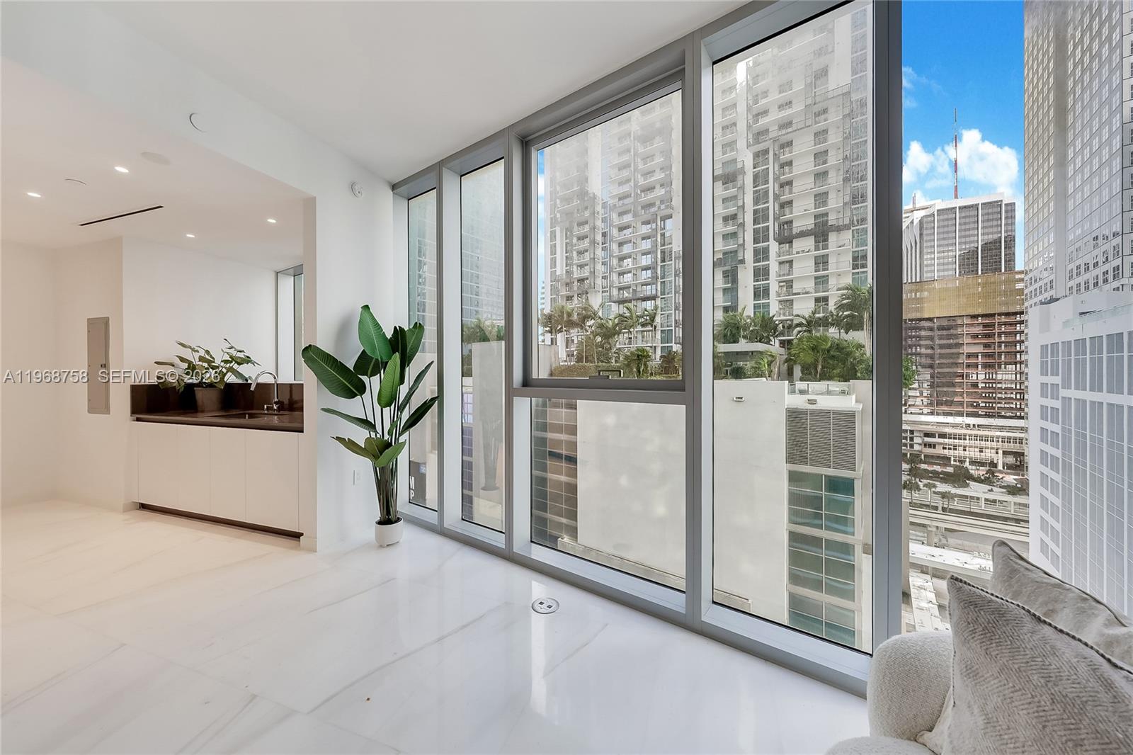 300 Biscayne Blvd Way #1105C Miami, FL 33131