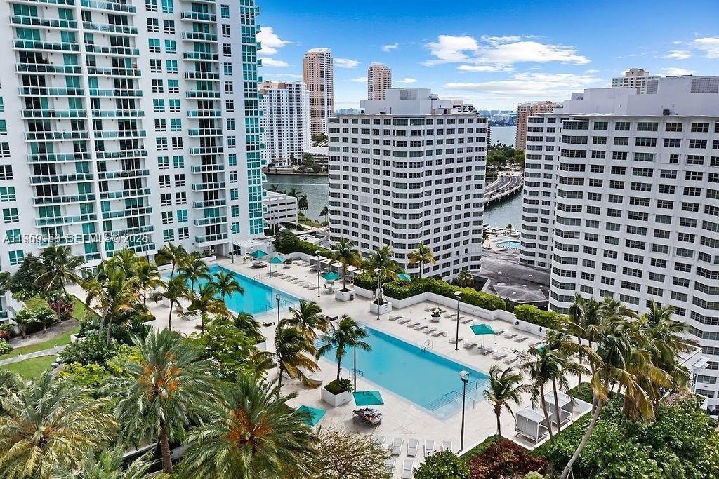 image The Plaza on Brickell East3