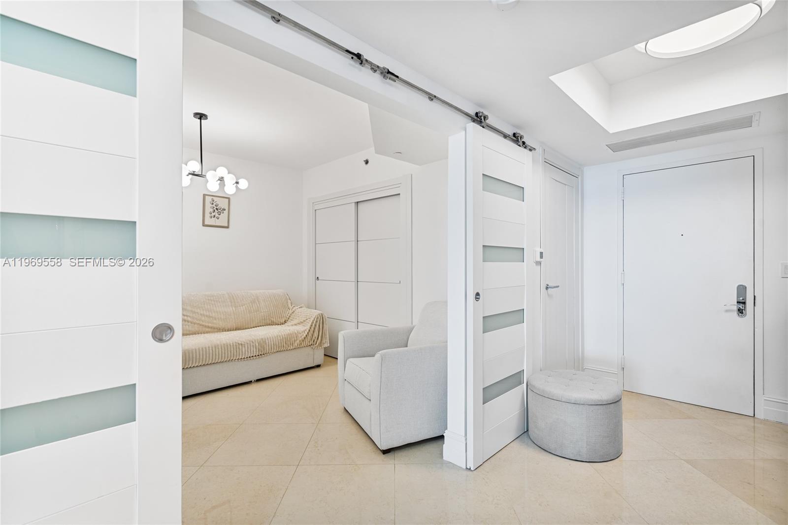 image Beach Club 228