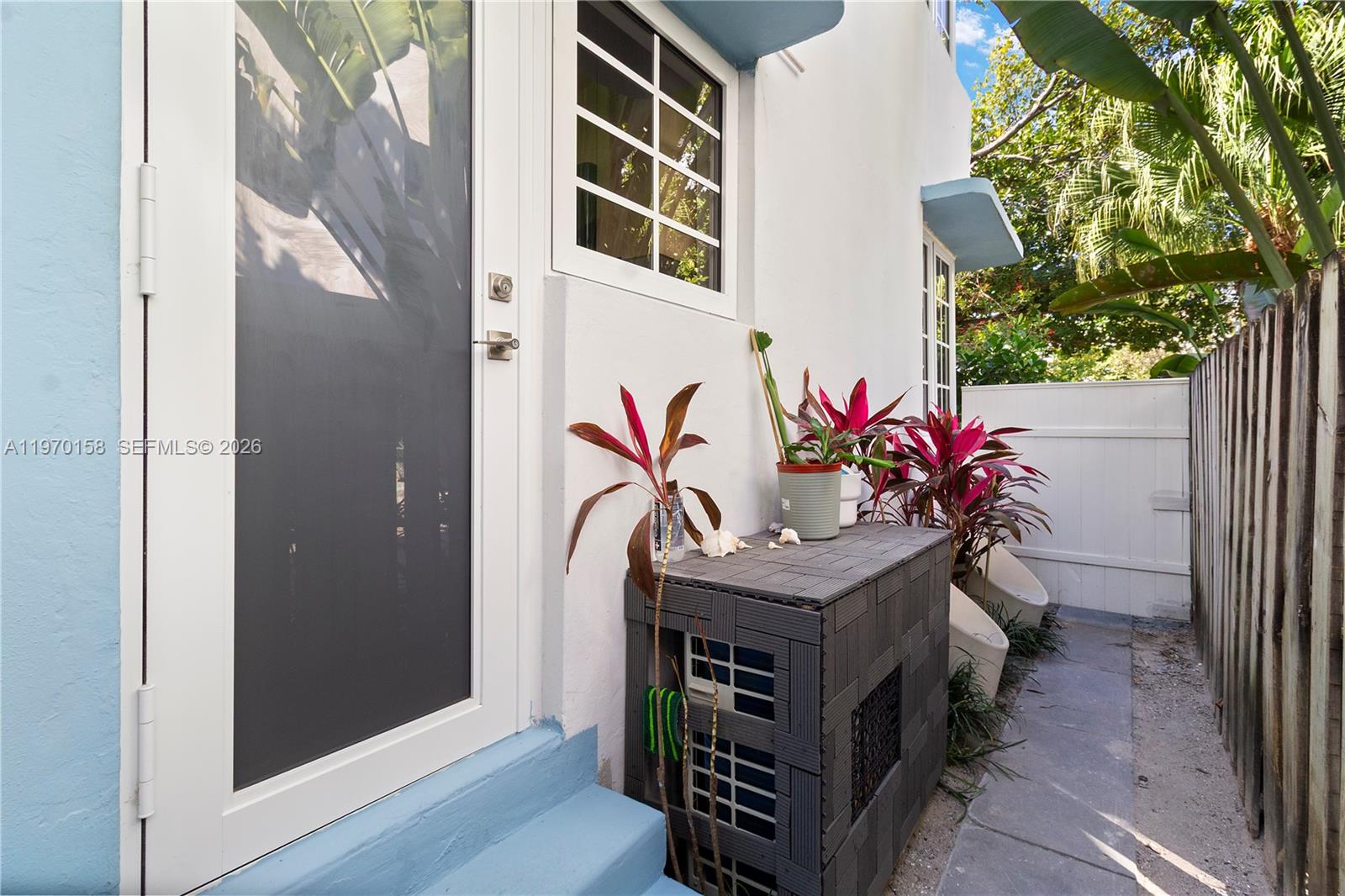 1009 Meridian Ave #14 Miami Beach, FL 33139